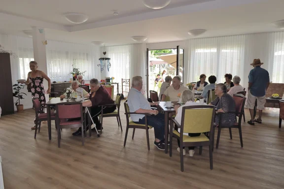 Besucher1.JPG