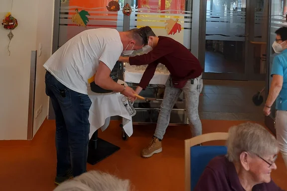 Bieranstisch_Waldershof.jpg